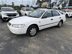 2000 TOYOTA CAMRY CONQUEST SXV20R WHITE