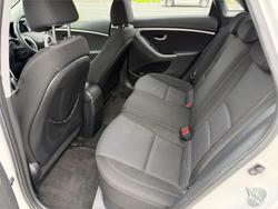 2012 HYUNDAI i30 ACTIVE