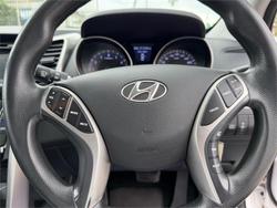 2012 HYUNDAI i30 ACTIVE