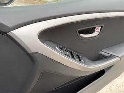 2012 HYUNDAI i30 ACTIVE