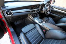 2019 Alfa Romeo Stelvio AWD Alfa Red