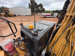 2021 Caterpillar 330