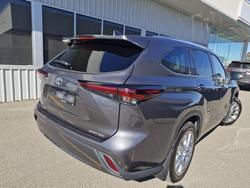 2025 Toyota Kluger Grande