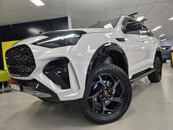 2025 Isuzu MU-X X-TERRAIN