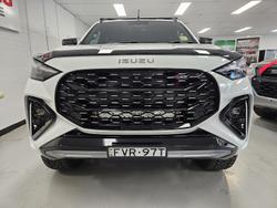 2025 Isuzu MU-X X-TERRAIN