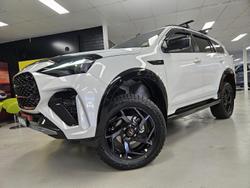 2025 Isuzu MU-X X-TERRAIN MY25.5 4X4 Dual Range Moonstone White