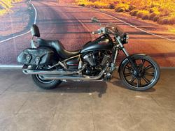 Kawasaki Vulcan 900 Custom (VN900C)