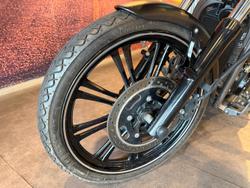 2010 Kawasaki Vulcan 900 Custom (VN900C) Vulcan Black