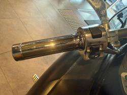 2010 Kawasaki Vulcan 900 Custom (VN900C) Vulcan Black