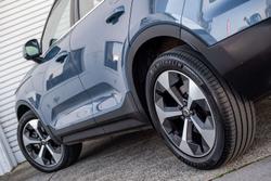 2023 Volvo XC40 Plus B4