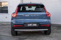 2023 Volvo XC40 Plus B4