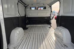 2022 Renault Trafic Premium 125kW