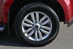 2018 Isuzu MU-X LS-T