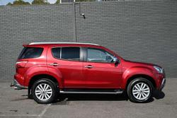 2018 Isuzu MU-X LS-T