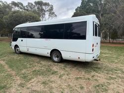 2015 Fuso Rosa WHITE