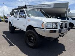 2009 Nissan Navara ST-R