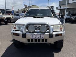 2009 Nissan Navara ST-R