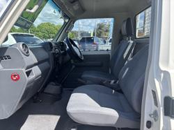 2011 Toyota Landcruiser GXL