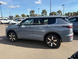 2026 Mitsubishi Outlander PHEV Exceed