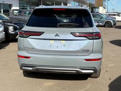 2026 Mitsubishi Outlander PHEV Exceed