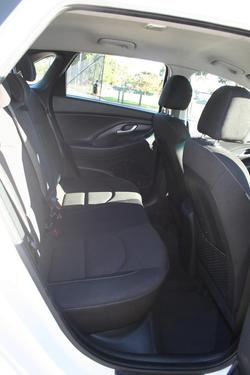 2017 Hyundai i30 Active PD MY18 Polar White