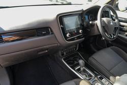 2021 Mitsubishi Outlander ES