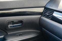 2021 Mitsubishi Outlander ES