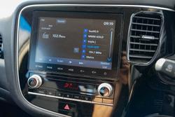 2021 Mitsubishi Outlander ES