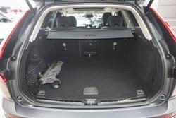 2025 Volvo XC60 Plus B5 Bright