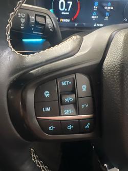 2023 Ford Everest Platinum