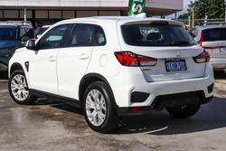 2023 Mitsubishi ASX ES