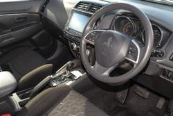 2023 Mitsubishi ASX ES