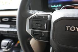 2025 Toyota Landcruiser Prado VX