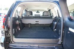 2023 Toyota Landcruiser Prado VX