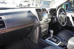 2023 Toyota Landcruiser Prado VX