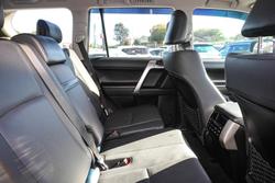 2023 Toyota Landcruiser Prado VX