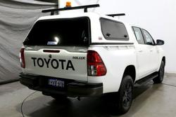 2023 Toyota Hilux SR