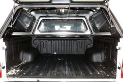 2023 Toyota Hilux SR