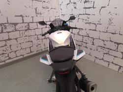 2025 Yamaha YZF-R3 R3 White