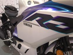 2025 Yamaha YZF-R3 R3 White