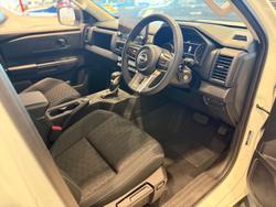 2026 Nissan Navara ST