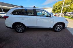 2016 Mitsubishi Outlander LS