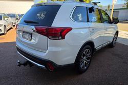 2016 Mitsubishi Outlander LS