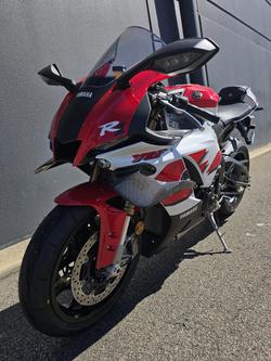 2025 Yamaha YZF-R1 70th Anniversary R1