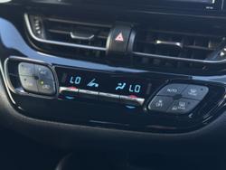 2019 Toyota C-HR (AWD)