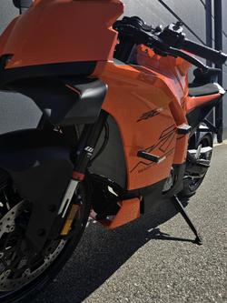 2025 KTM 990 RC R RC Orange