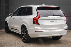 2025 Volvo XC90 Plus B5 Bright