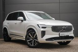 2025 Volvo XC90 Plus B5 Bright
