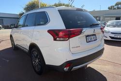 2015 Mitsubishi Outlander LS