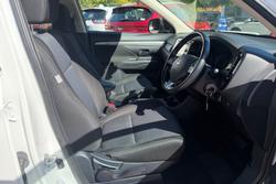 2015 Mitsubishi Outlander LS